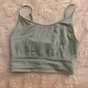 old navy sports bra. size medium, fits like a small